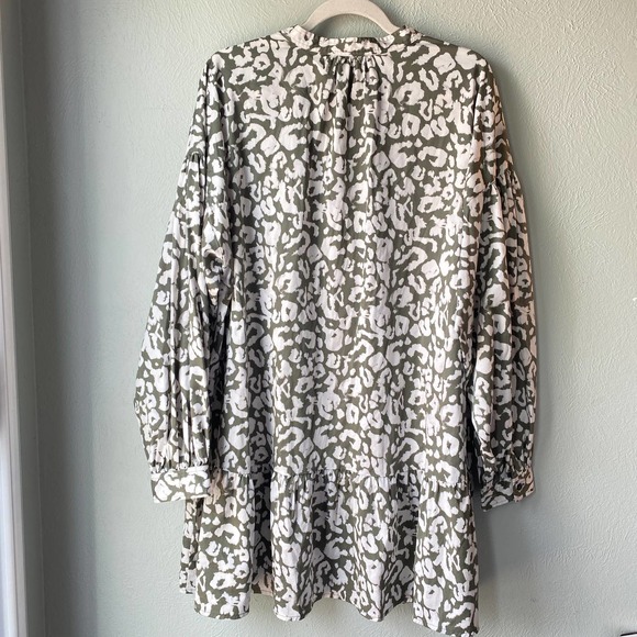Elizabeth and James Green + White animal print long sleeve shirt dress, Size XL - Picture 8 of 12